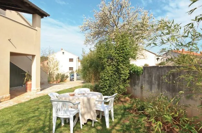 In - Istrien 10864 Apartment *